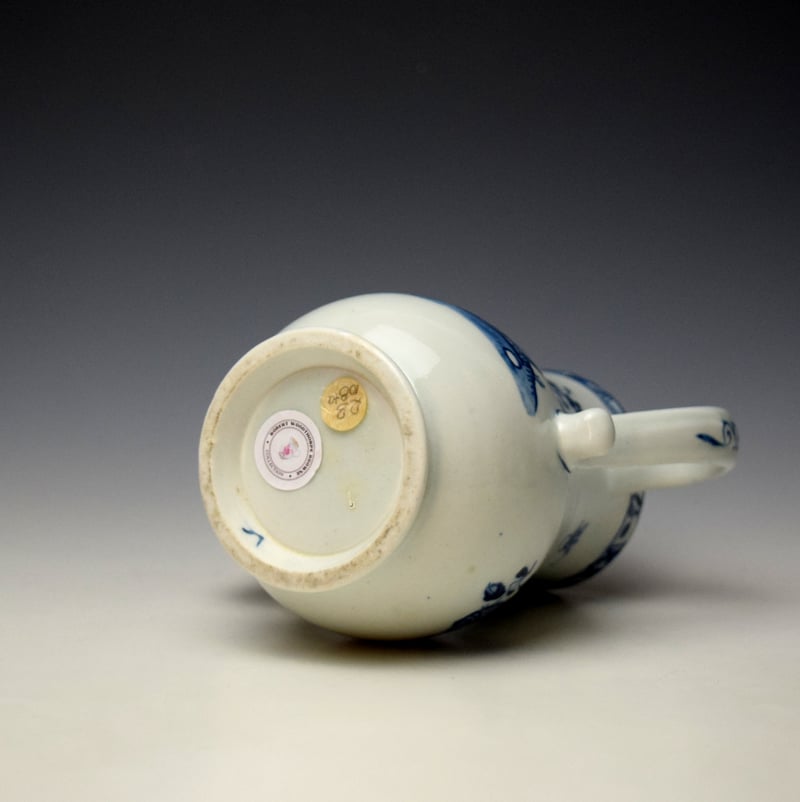 Lowestoft Lady With Parasol and Urn of Flowers Pattern Small Coffee Pot and Cover c1768-72 (9)