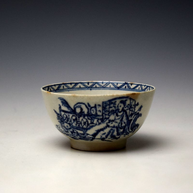Lowestoft Lady and Squirrel Pattern Teabowl and Saucer c1770-80 (2)