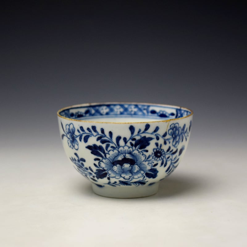 Large Floral Centre Pattern Teabowl c1780-85