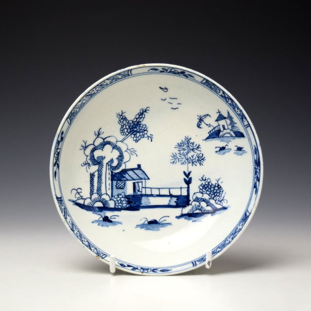 Lowestoft Longbridge and House Pattern Teacup and Saucer c1770-80 (8)
