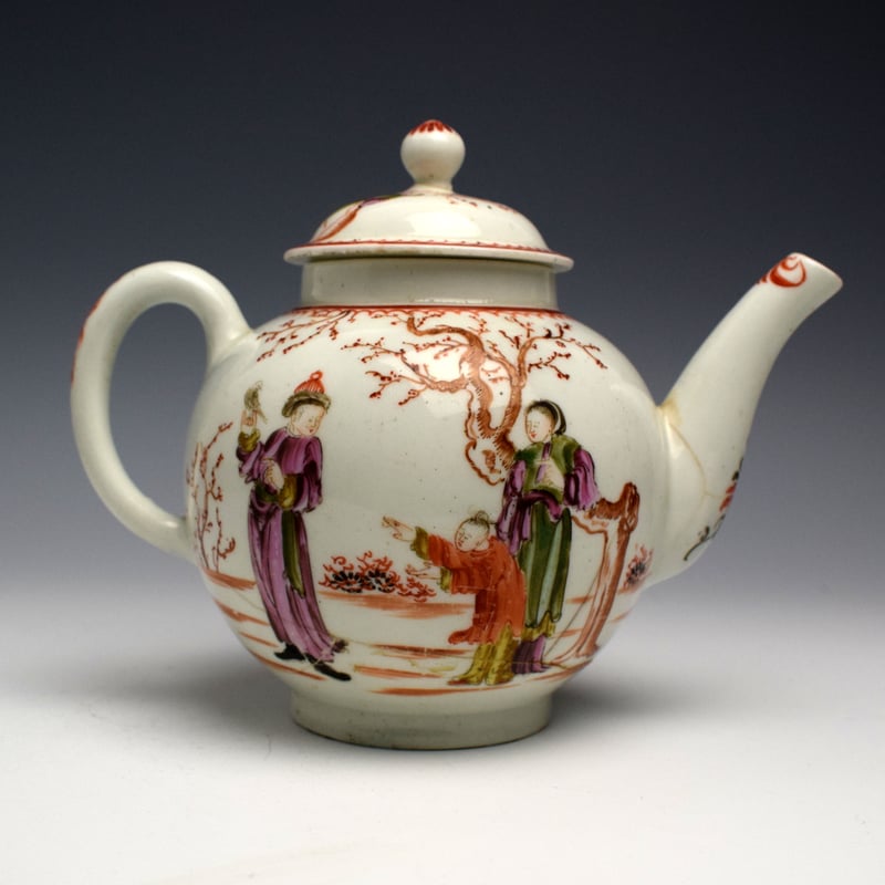 Lowestoft Mandarin Pattern Teapot c1775 (2)