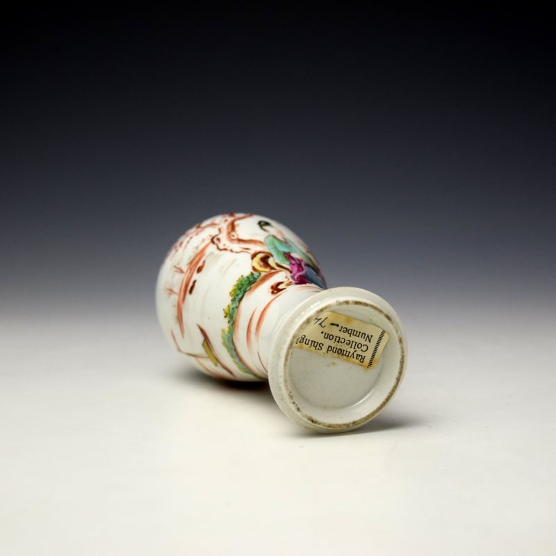 Lowestoft Mandarin Pattern Vase and Cover c1770-75 (5)