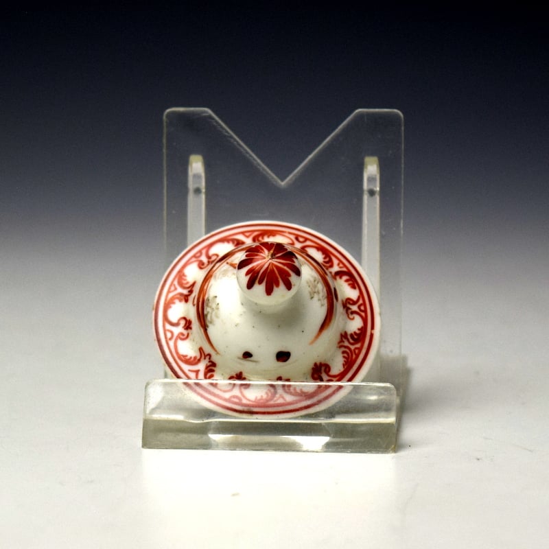 Lowestoft Mandarin Pattern Vase and Cover c1770-75 (7)