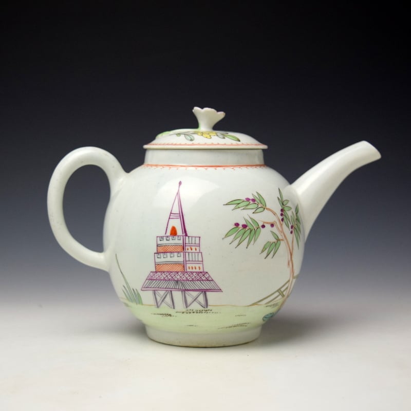 Lowestoft Mandarin Teapot and Cover c1768-70 Ex Barbara Leake Collection (4)