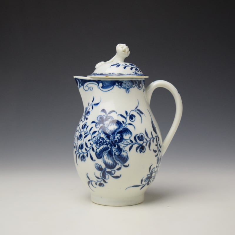 Lowestoft Mansfield Pattern Milk Jug and Cover c1770-80 (1)