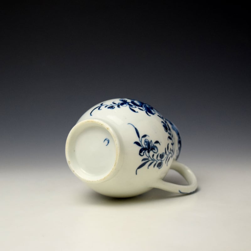 Lowestoft Mansfield Pattern Milk Jug and Cover c1770-80 (8)