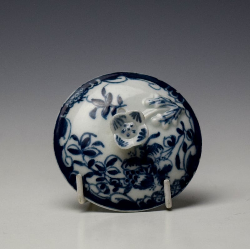 Lowestoft Mansfield Pattern Miniature Teapot c1768 (10)
