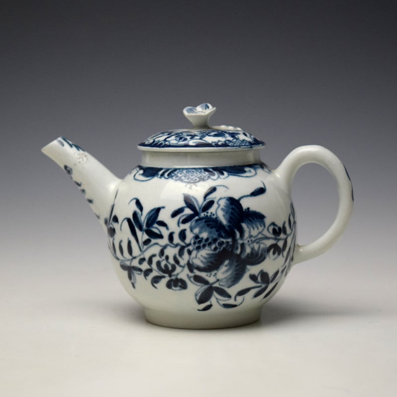 Lowestoft Mansfield Pattern Miniature Teapot c1768 (7)