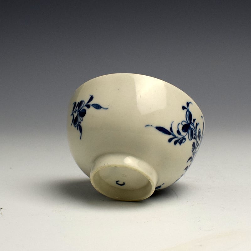 Lowestoft Mansfield Pattern Tea Bowl and Saucer c1780 (7)