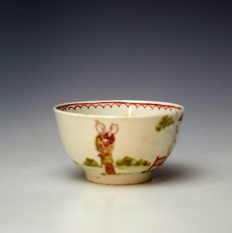 Lowestoft Mother and Child and Lady Sat in Gazebo Pattern Teabowl and Saucer c1770-72 (3)