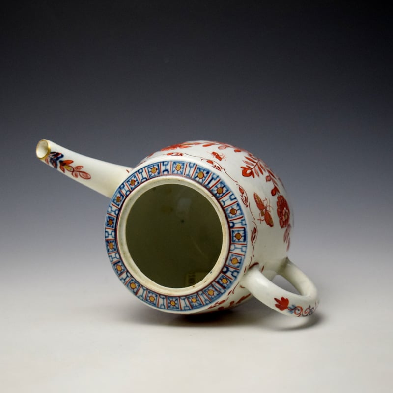 Lowestoft Moulded Carnation Pattern Barrel Shape Teapot and Cover c1775-80 (8)