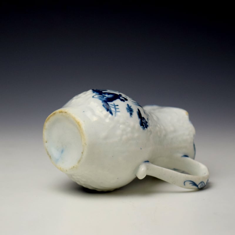 Lowestoft Moulded Cream Jug c1760-62 (6)