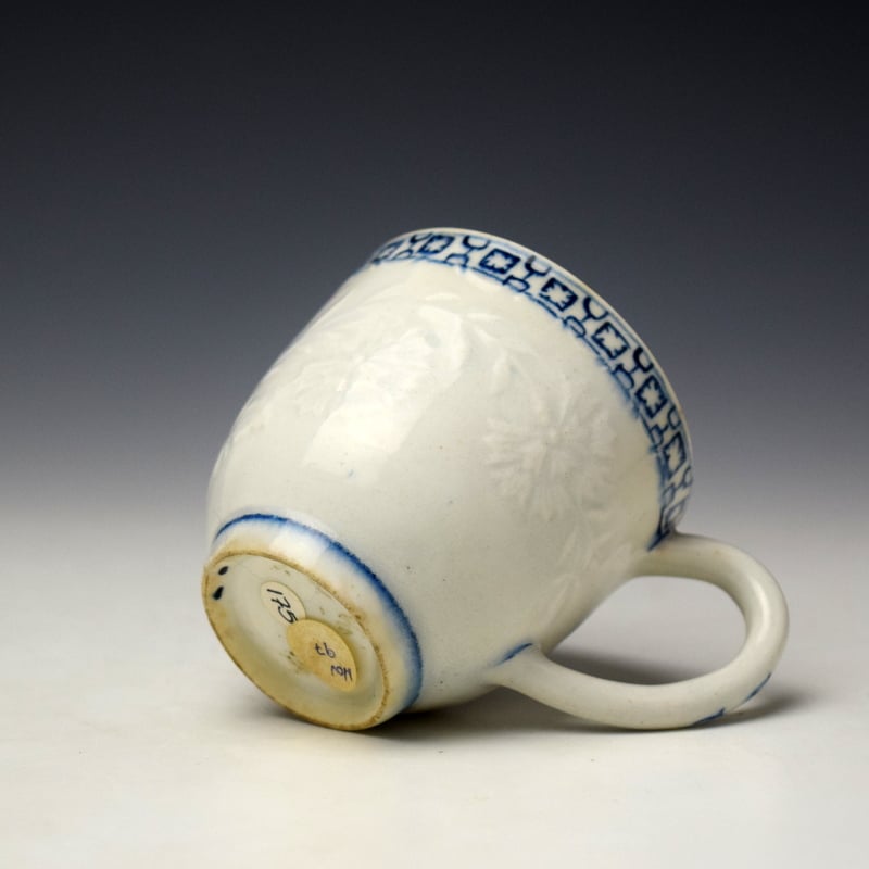 Lowestoft Moulded Floral Pattern Coffee Cup c1763-65 (6)