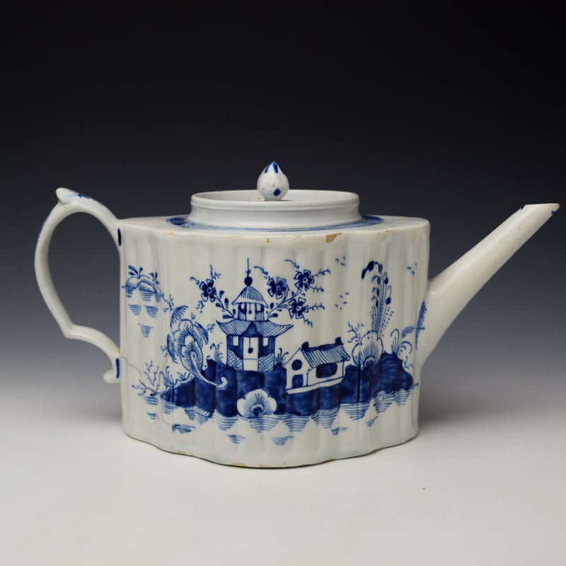 Lowestoft Pagoda and House Pattern Lozenge Shaped Teapot and Cover c1795 (4)