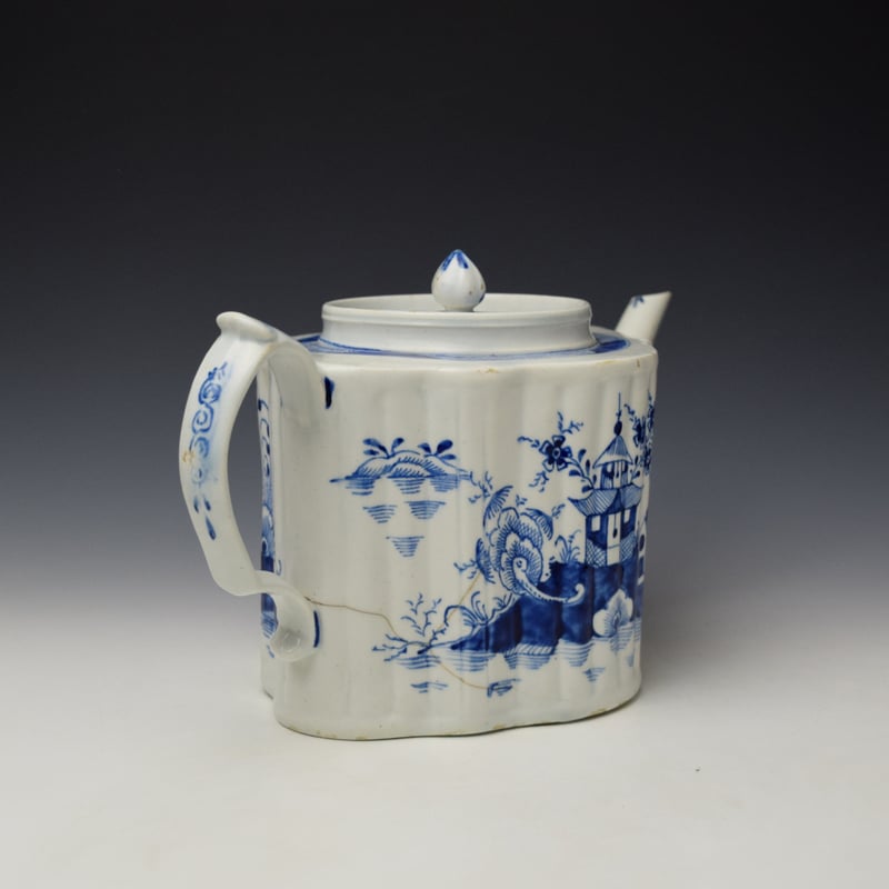 Lowestoft Pagoda and House Pattern Lozenge Shaped Teapot and Cover c1795 (5)
