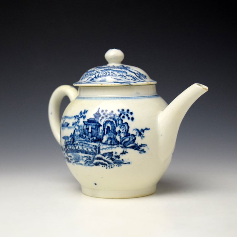 Lowestoft Pagoda and Man Crossing a Bridge Pattern Teapot and Cover c1775-80 (3)