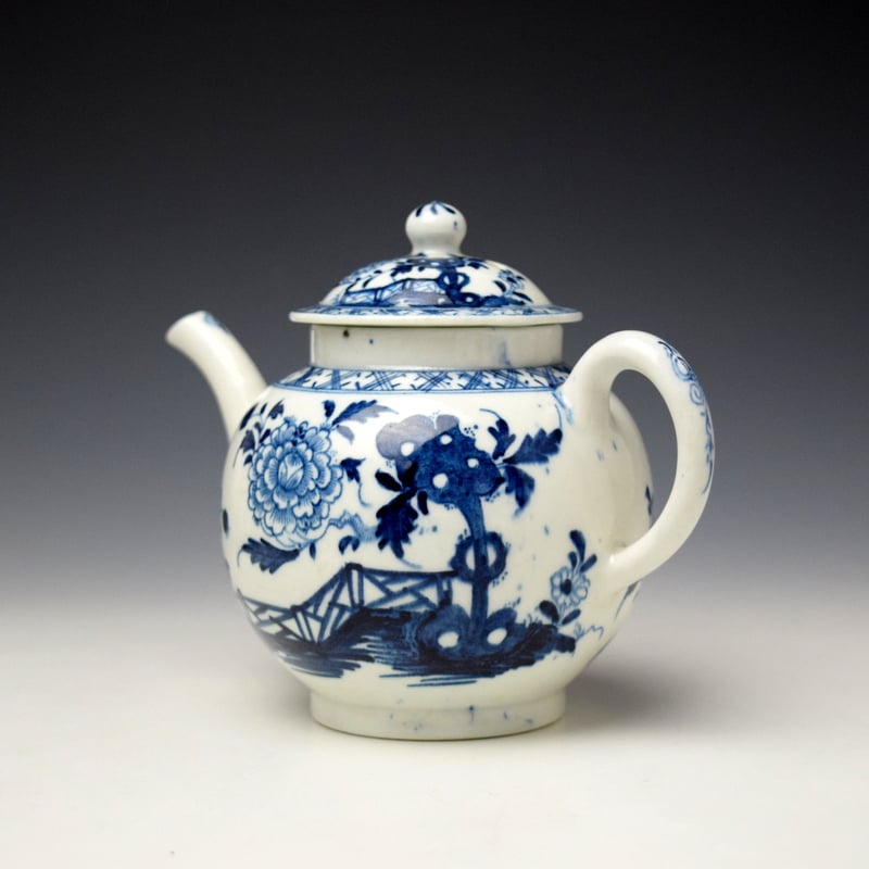 Lowestoft Peony Zig Zag Fence and Hollow Root Pattern Miniature Teapot and Cover c1775-80 (8)