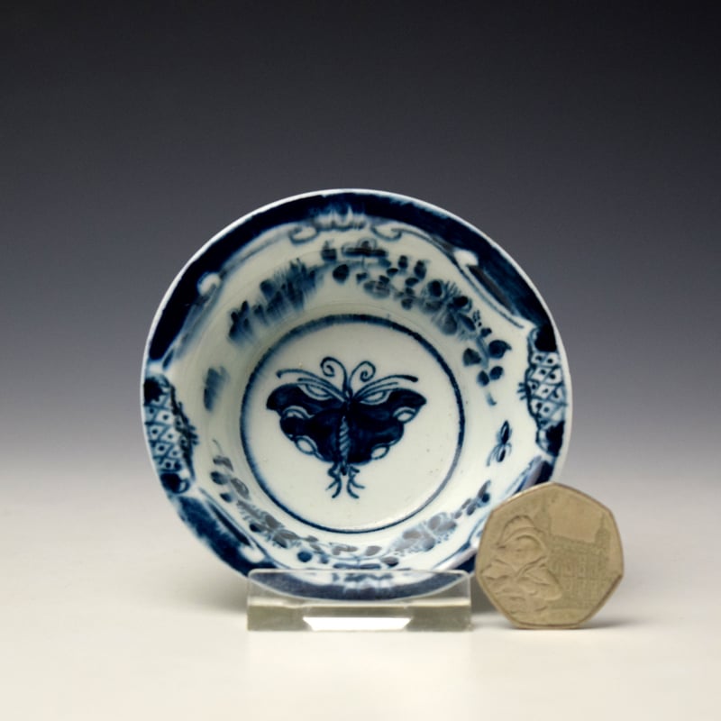 Early Peony and Moth Pattern Small Size Patty Pan c1764-66