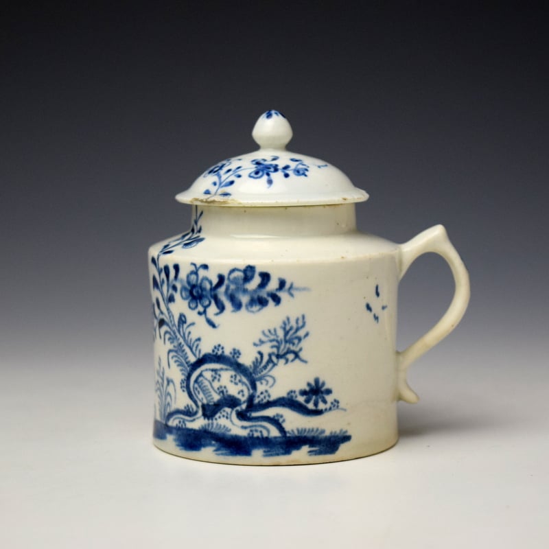 Lowestoft Prunus Root Pattern Mustard Pot and Cover c1765-70 (1)