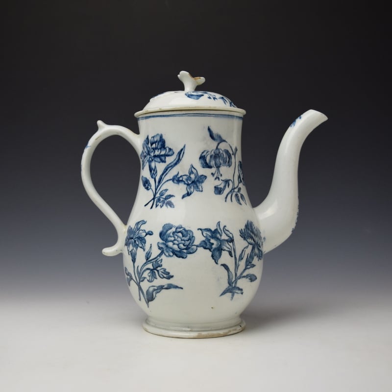 Lowestoft Quad Floral Sprays Pattern Coffee Pot and Cover c1768-70 (3)