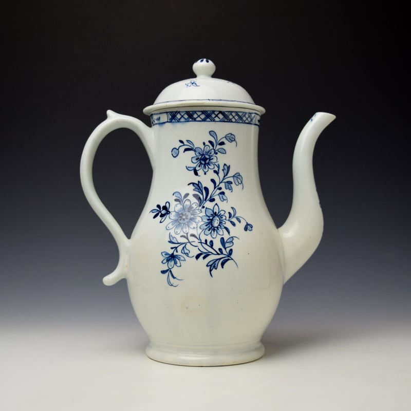 Lowestoft Three Peony and Rock Pattern Coffee pot and Cover c1770-75 (4)