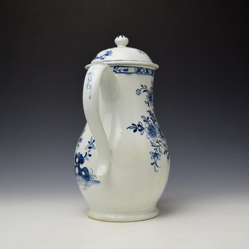 Lowestoft Three Peony and Rock Pattern Coffee pot and Cover c1770-75 (5)