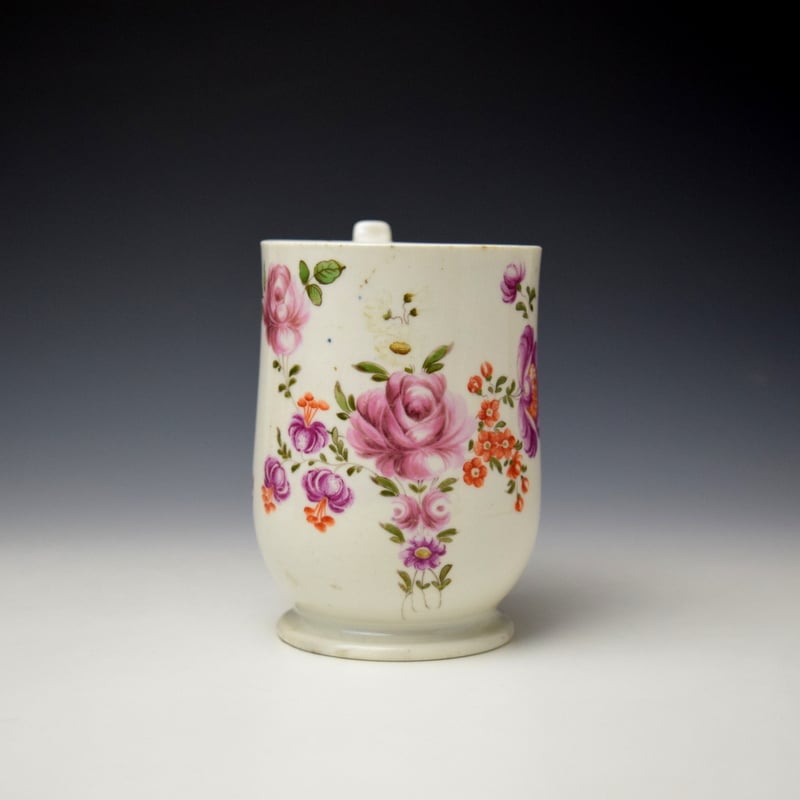 Lowestoft Tulip Painter Bell Shape Mug c1775 (2)