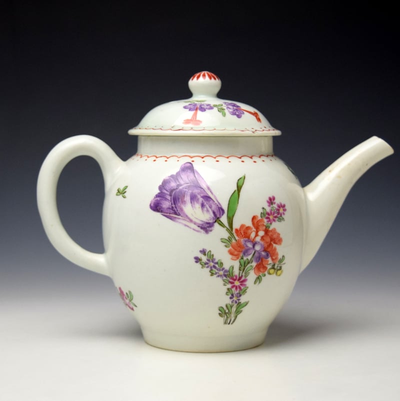 Lowestoft Tulip Painter Tulip Pattern Teapot c1770-80 (4)