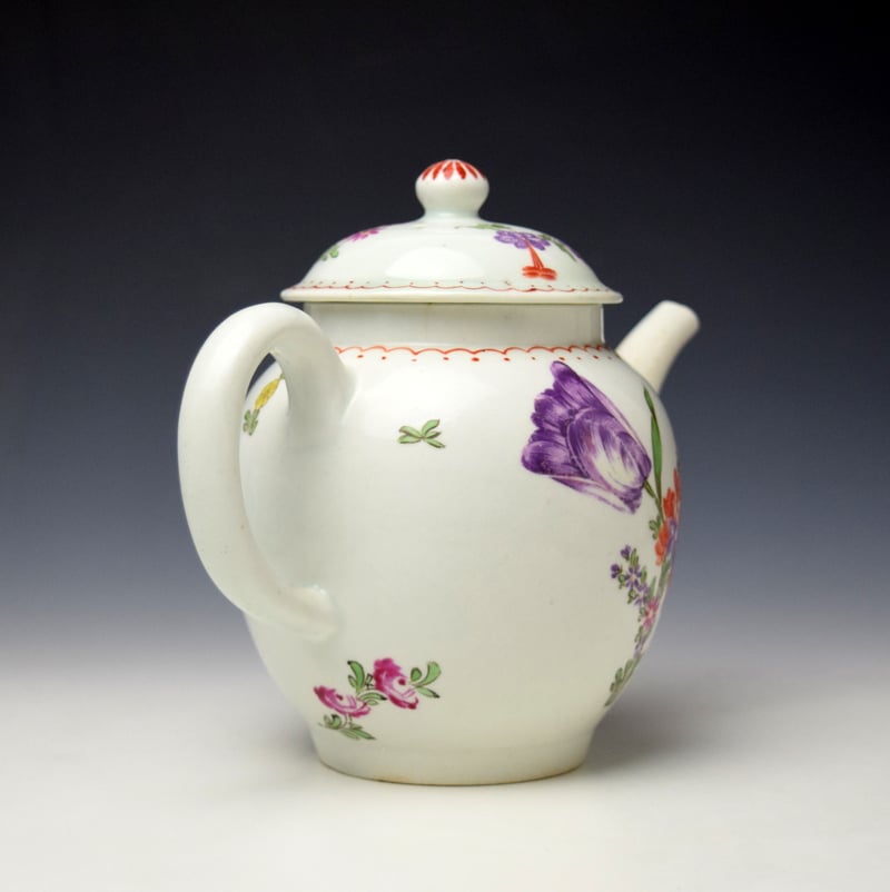 Lowestoft Tulip Painter Tulip Pattern Teapot c1770-80 (5)