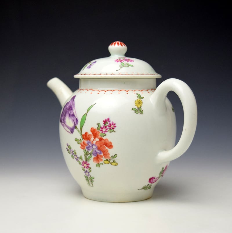 Lowestoft Tulip Painter Tulip Pattern Teapot c1770-80 (6)