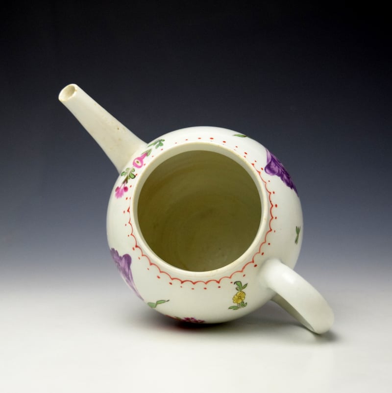 Lowestoft Tulip Painter Tulip Pattern Teapot c1770-80 (7)
