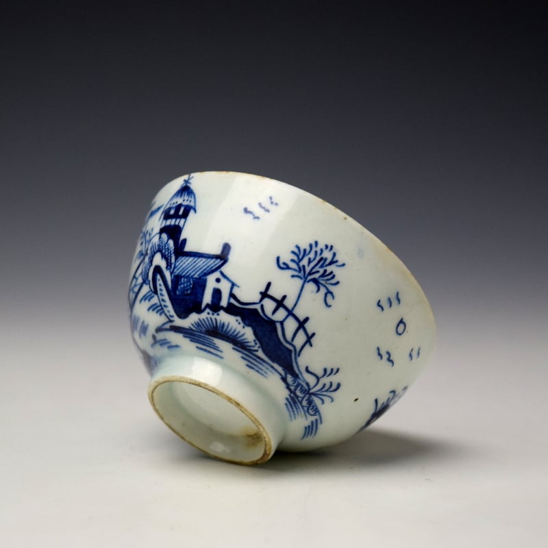 Lowestoft Two House and Pagoda Pattern Trio c1785-90 (13)