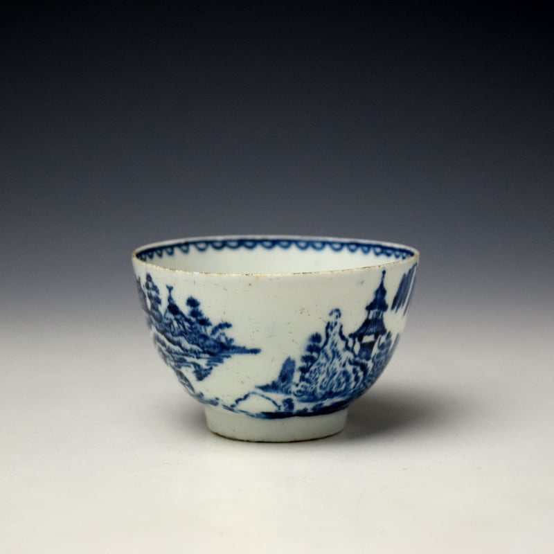 Lowestoft Two Pagoda and Man Fishing Pattern Teabowl c1785-95 (2)