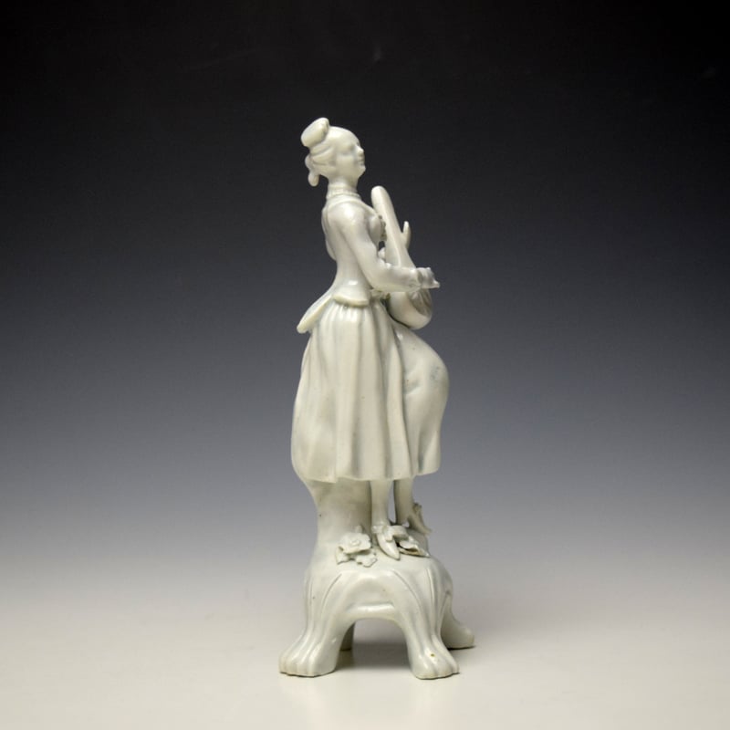 Lowestoft figure of a Lady Musician c1770-80 (2)