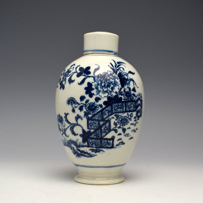 Rare Fence Pattern Ovoid Shape Tea Caddy with Cover c1770-80