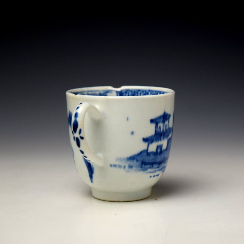 Two Pagoda and Triangular Fence Pattern Coffee Cup c1758 (4)