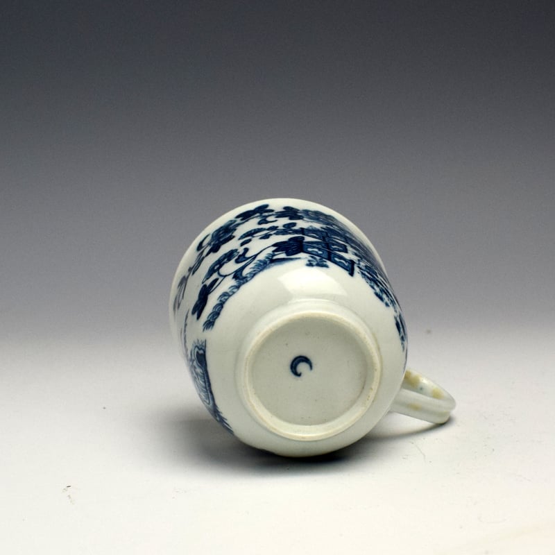 Unusual Large Worcester Fence Pattern Coffee Cup c1770 (6)