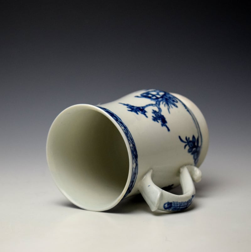 Vauxhall Chinese Family Pattern Bell Shaped Mug c1755-58 (6)