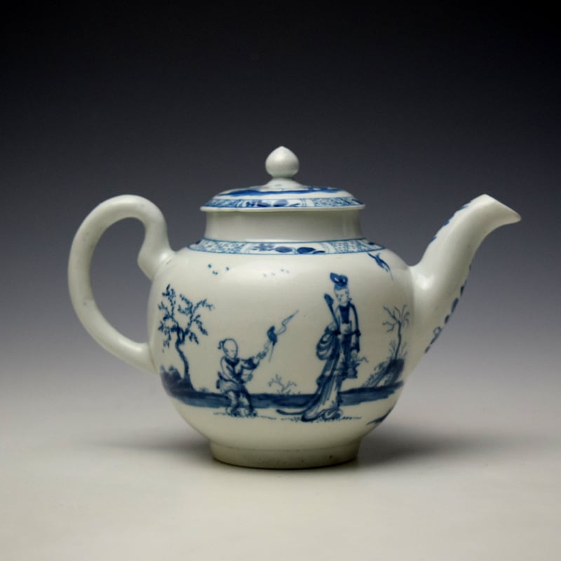 Worcester A Walk in the Garden Pattern Teapot and Cover c1755-60 (4)