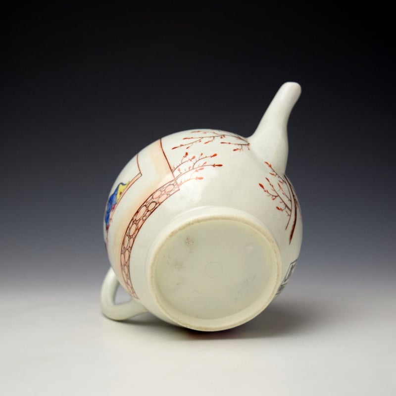 Worcester Boy in The Window Pattern Teapot and Cover c1770-75 (8)