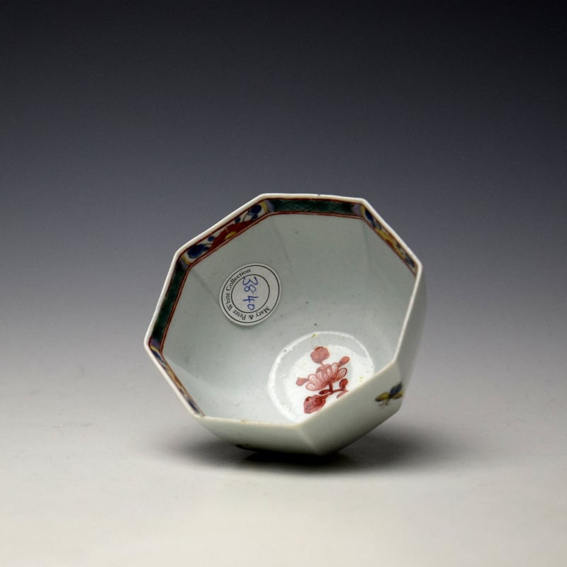 Worcester Chinese Garden Pattern Octagonal Teabowl and Saucer c1753-54 (6)