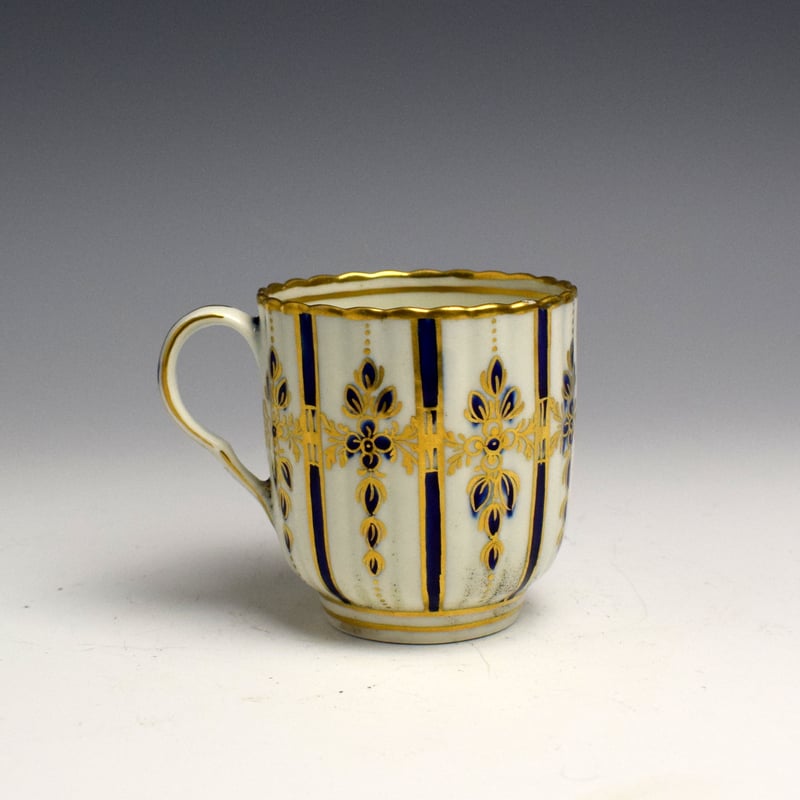 Worcester Dark Blue and Gilt Fluted Coffee Cup c1780 (2)