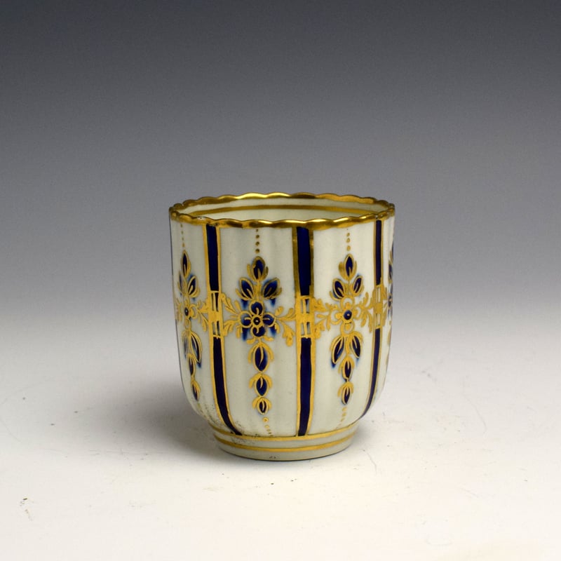 Worcester Dark Blue and Gilt Fluted Coffee Cup c1780 (3)