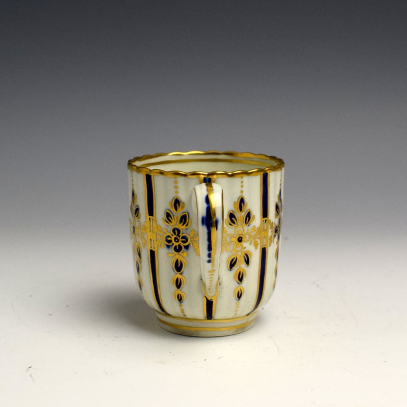 Worcester Dark Blue and Gilt Fluted Coffee Cup c1780 (4)