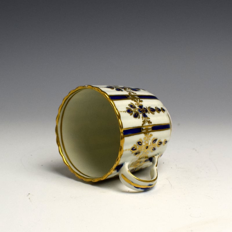 Worcester Dark Blue and Gilt Fluted Coffee Cup c1780 (5)