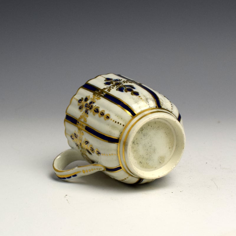 Worcester Dark Blue and Gilt Fluted Coffee Cup c1780 (6)