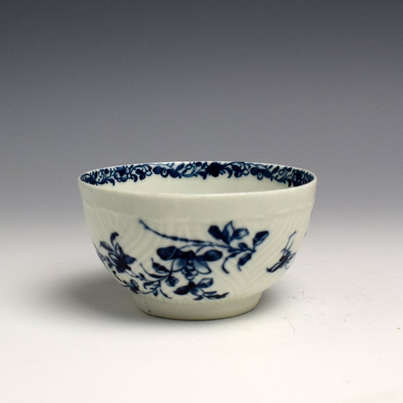 Worcester Feather Mould Floral Pattern Tea bowl and Saucer c1760 (4)