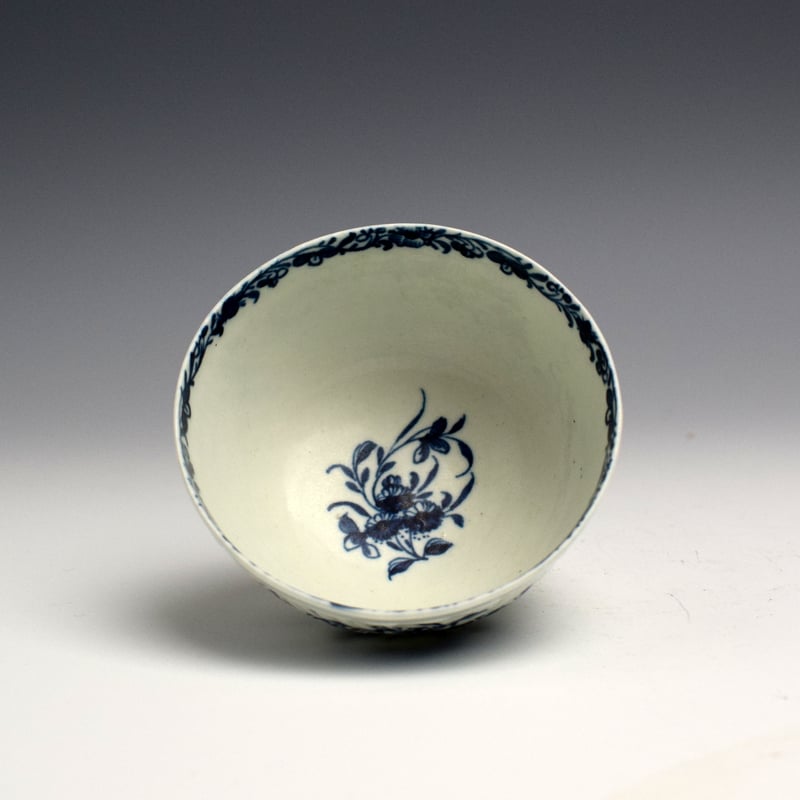 Worcester Feather Mould Floral Pattern Tea bowl and Saucer c1760 (6)