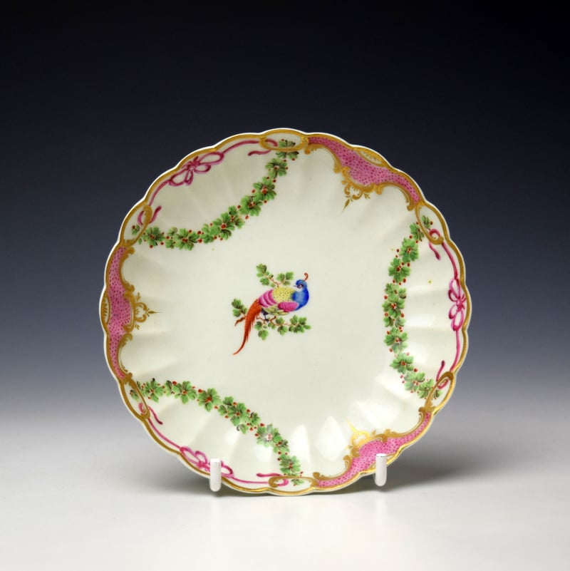 Worcester Fluted Crazy Bird and Garland Pattern Teabowl and Saucer C1765-70 (7)