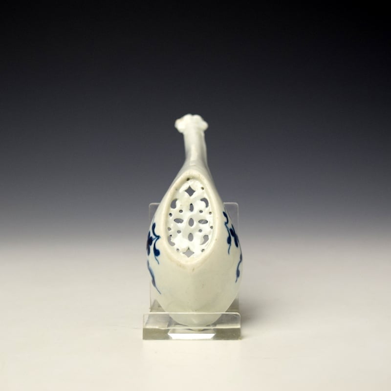 Worcester Maltese Cross Pattern Pierced Spoon c1770-80 (2)